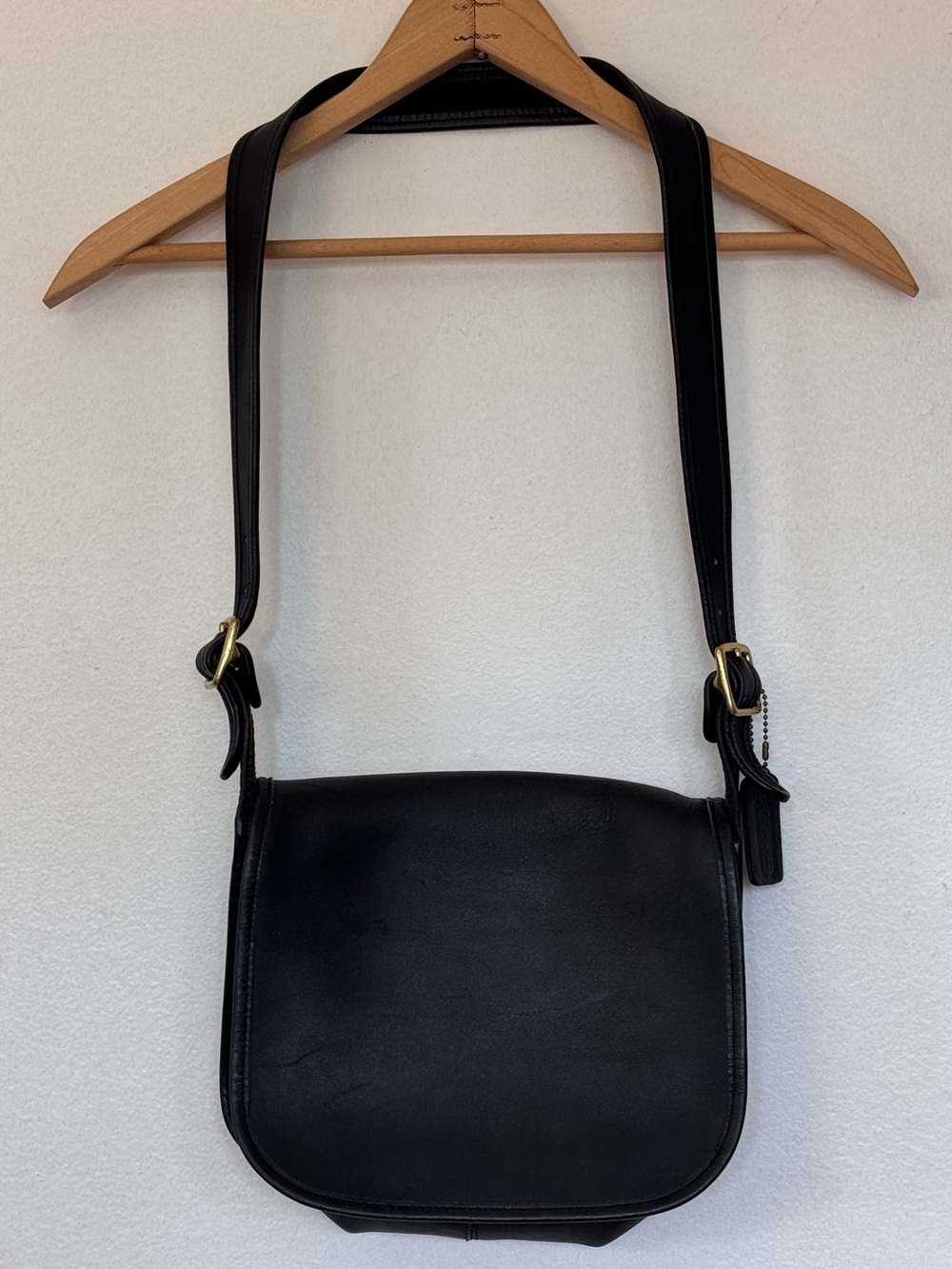 Coach 90’s Vintage Black Leather Classic Should Bag Style 1970 - Picture 3 of 15
